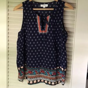 Printed sleeveless top